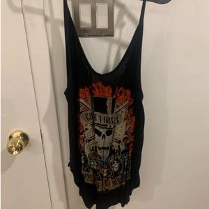 Top size m gun and rose